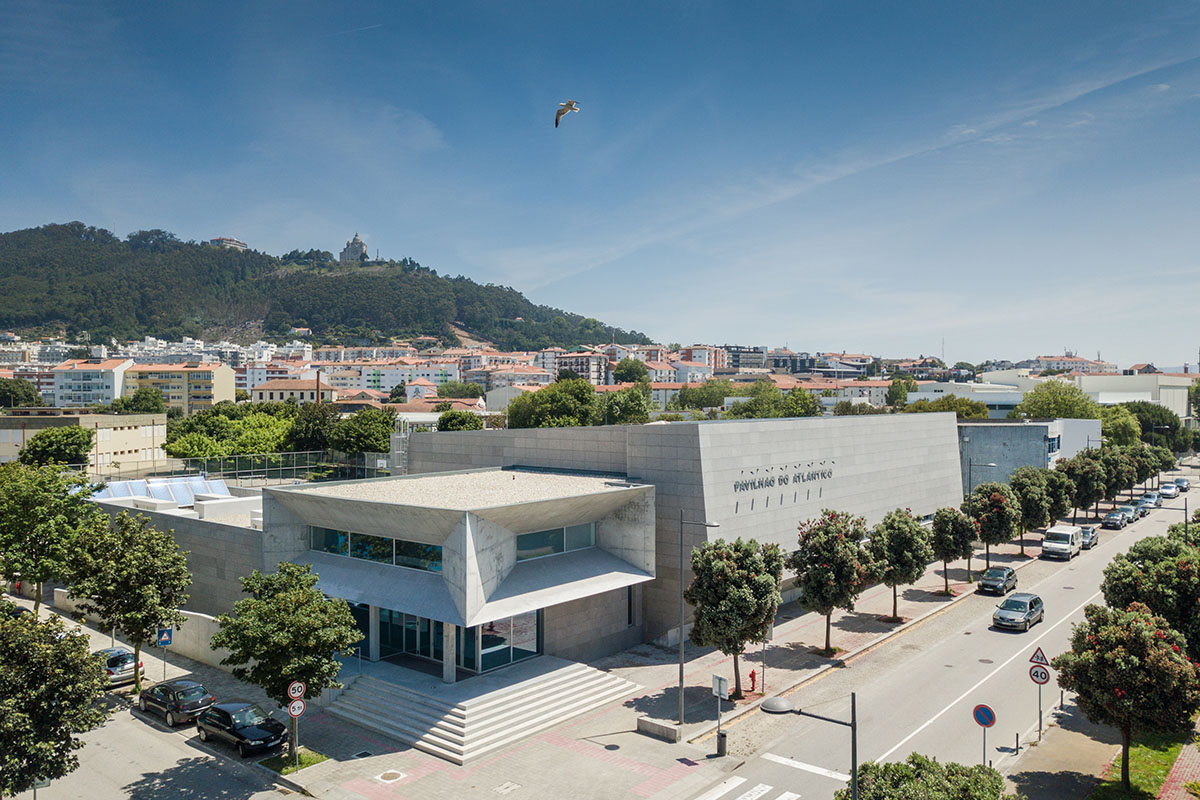 Valdemar Coutinho Architects completes brutalist sports pavilion in Portugal