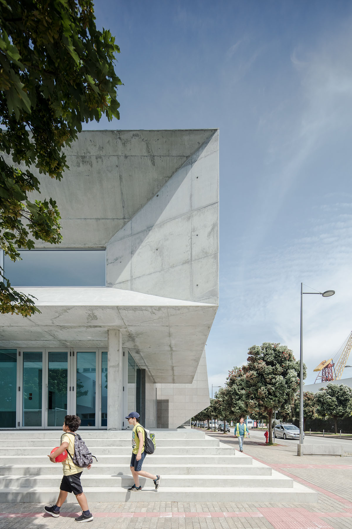 Valdemar Coutinho Architects completes brutalist sports pavilion in Portugal
