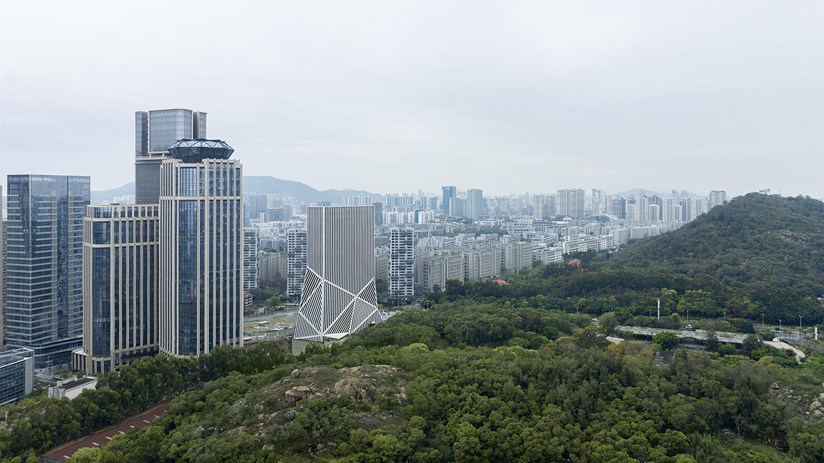 OMA completes JOMOO Headquarters with multifaceted volume in Xiamen