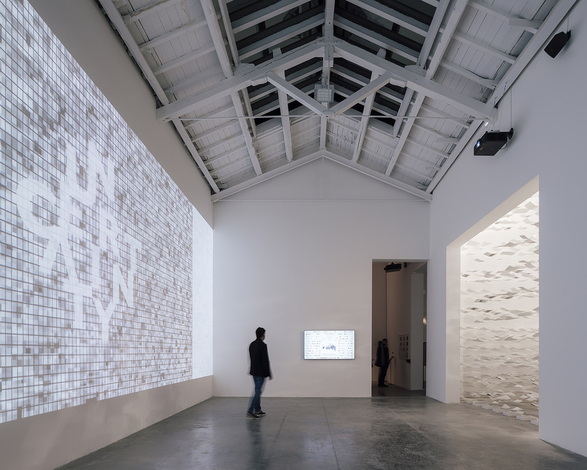 Spanish Pavilion suspends thousands of sheets of paper presenting ...