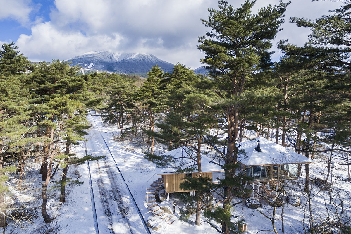Life Style Koubou creates slender stilts to protect this family house from Bandai-san's snowfalls