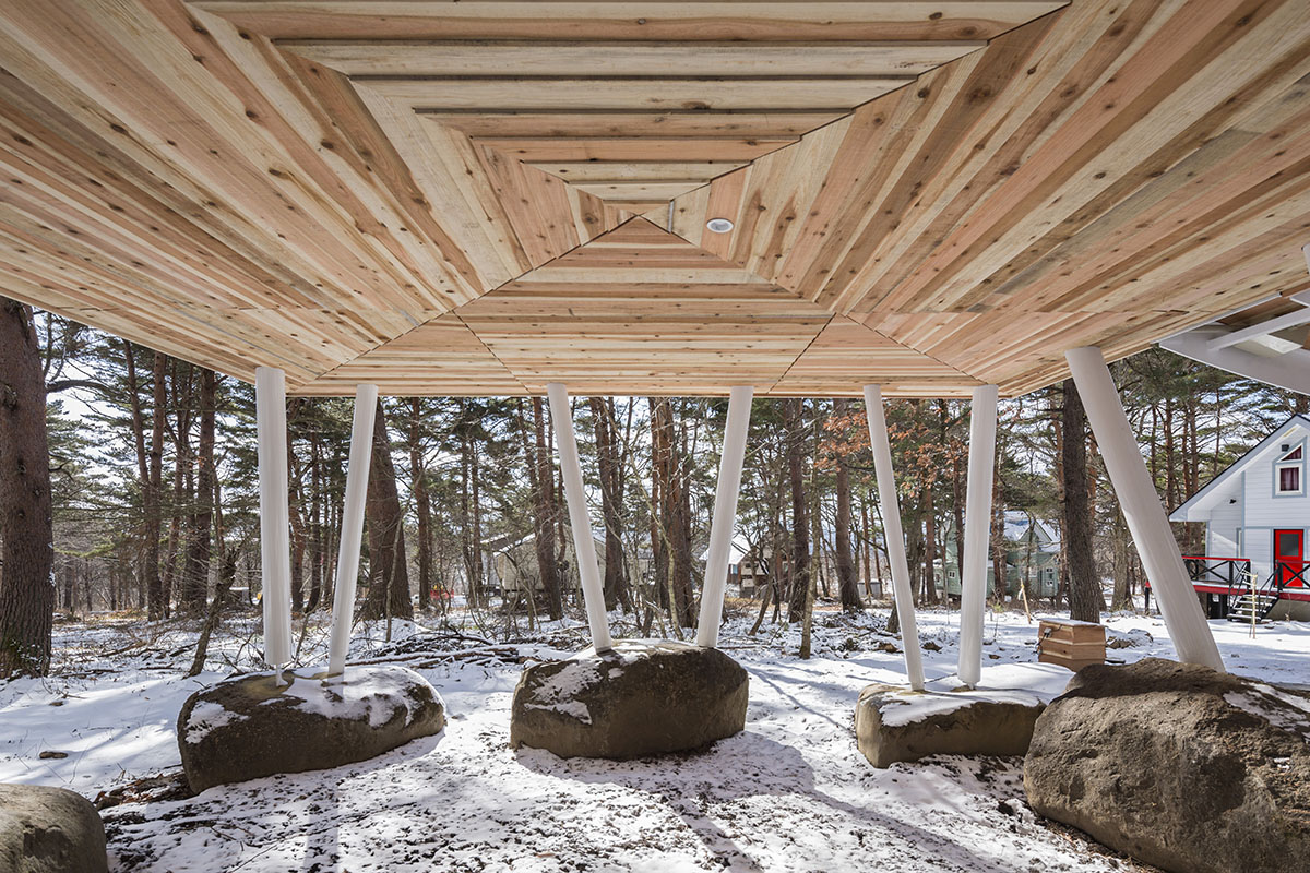 Life Style Koubou creates slender stilts to protect this family house from Bandai-san's snowfalls