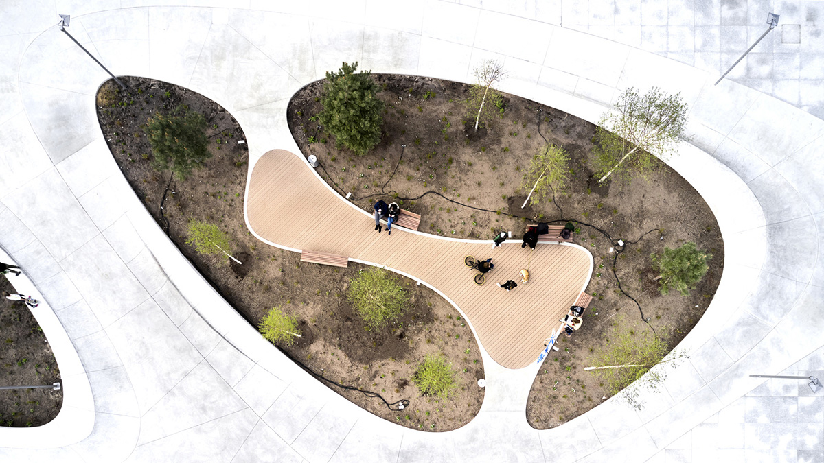 3Deluxe creates public plaza with fluid geometry that meets young generation's needs in Lithuania