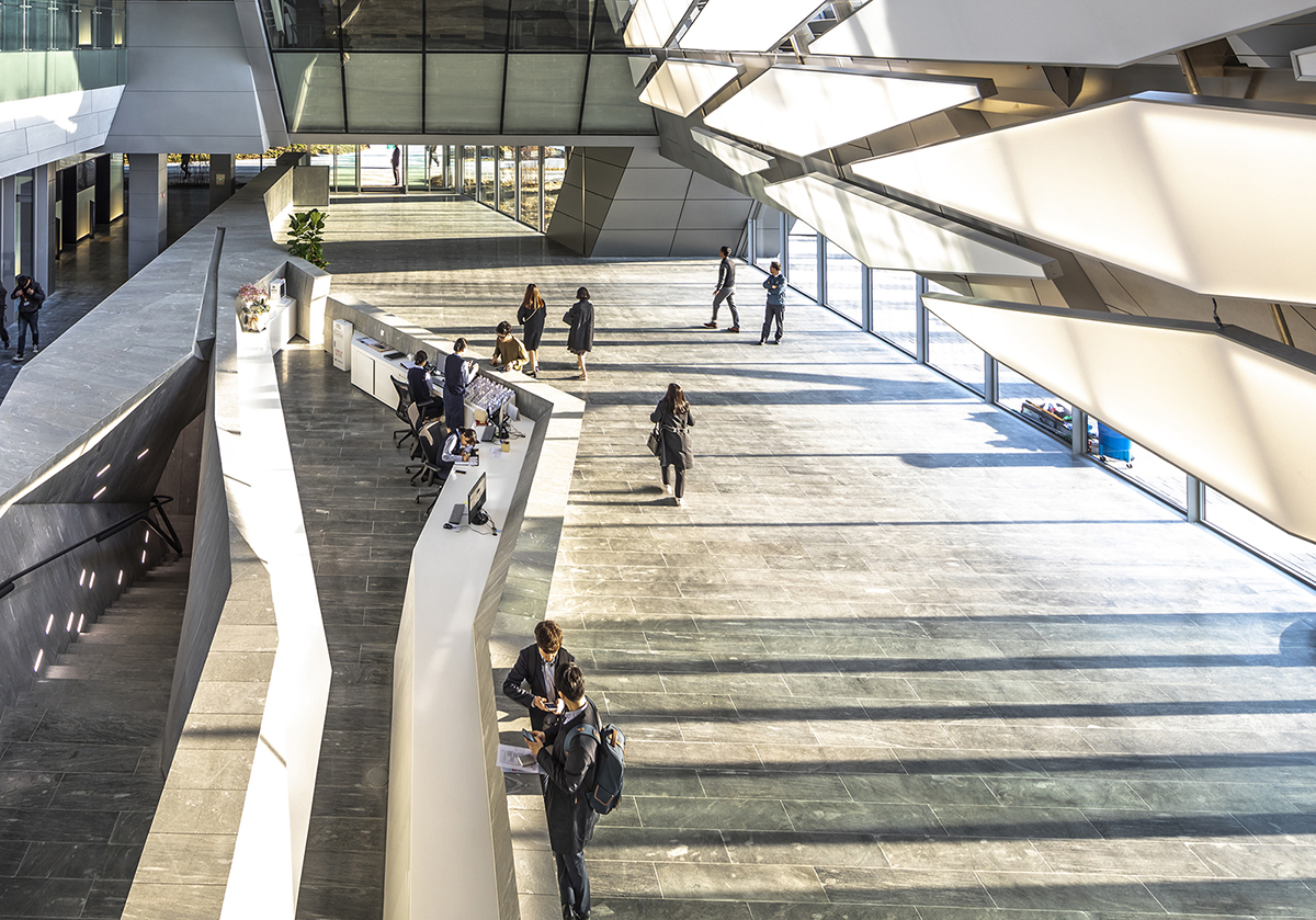 Morphosis transforms high-tech fabric into a new façade system of Kolon One Tower in Seoul