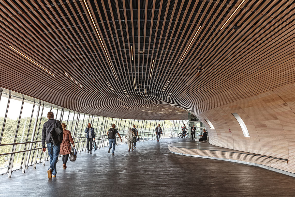 COBE and DISSING+WEITLING's sinuous tubular Køge Nord Station opened in Copenhagen