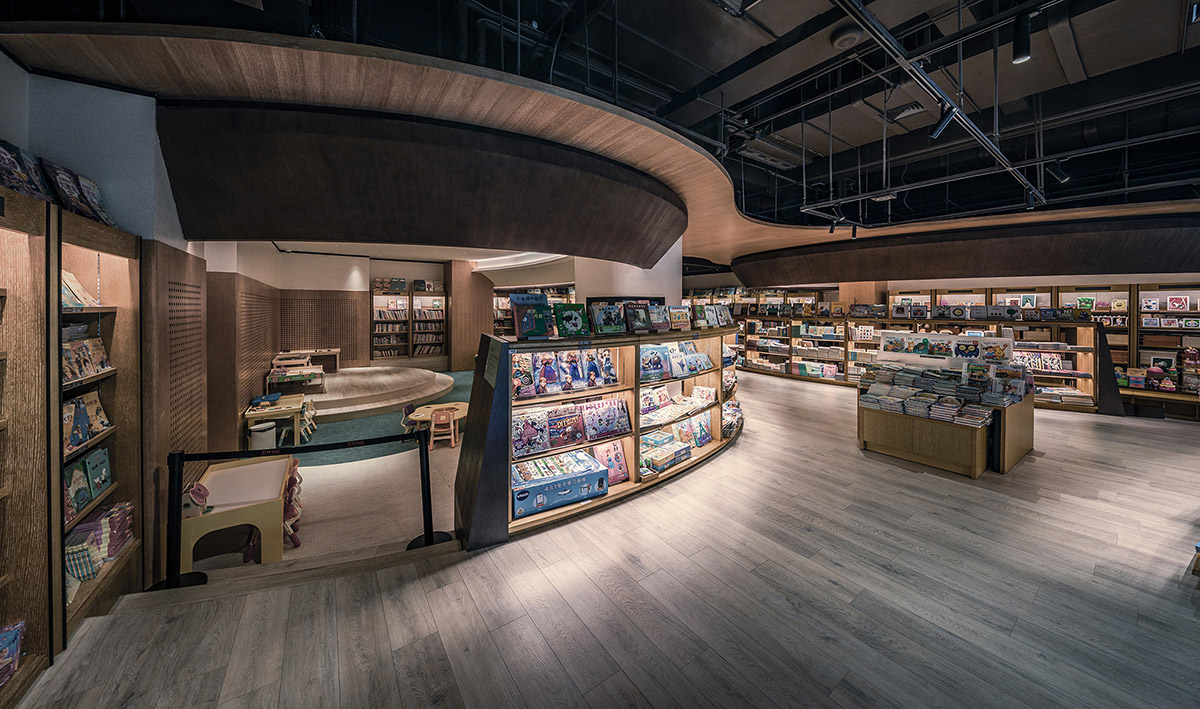Gonverge Interior Design's mega artists book walls reinterpret shopping mall typology in Xi’an