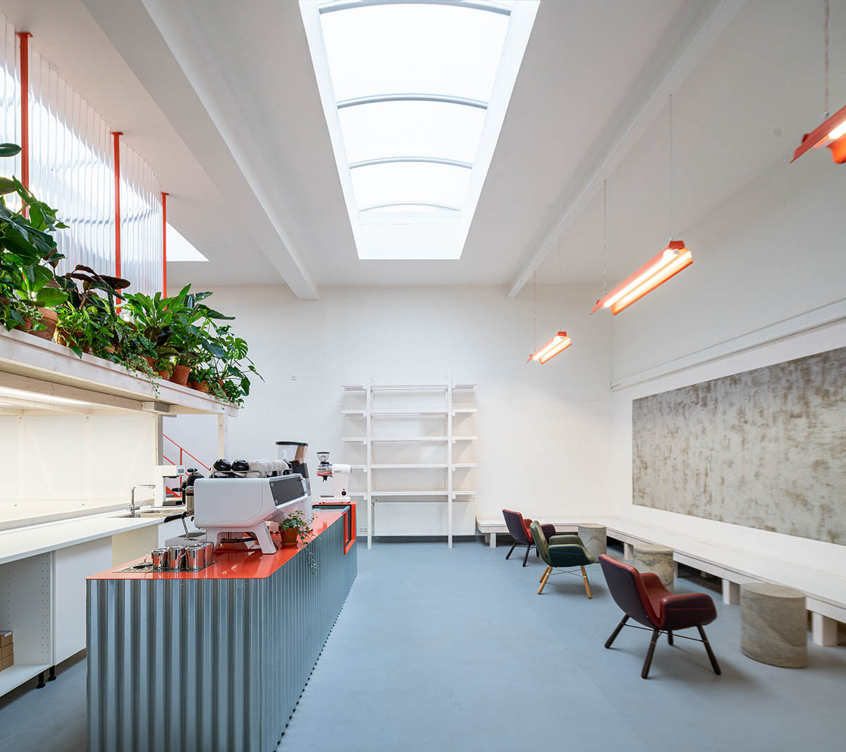 KOGAA crowns Prague's industrial coffee hub with additional working space filled with loop of plants
