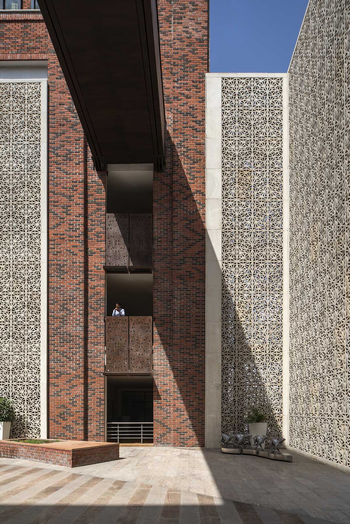 NY based Firm Perkins Eastman creates its mark in India with this stunning design - Ashoka University