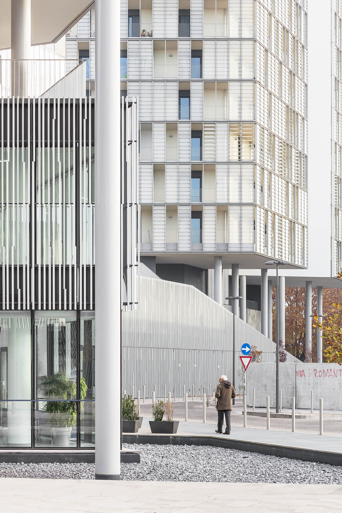 Labics' new fragmented complex fosters public space by setting trajectories in the heart of Rome