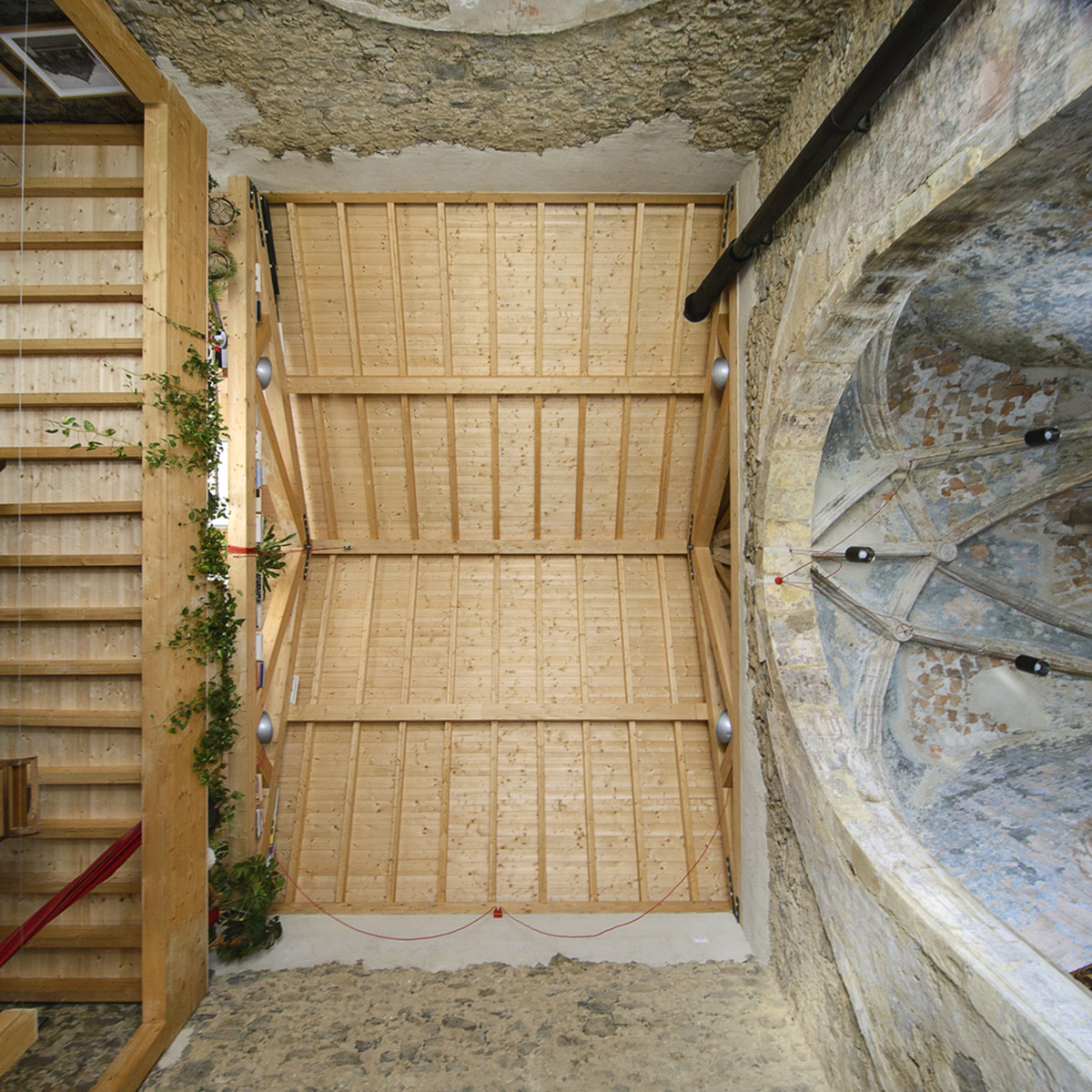 Garmendia Cordero Arquitectos transforms abandoned Renaissance church into a house in Spain