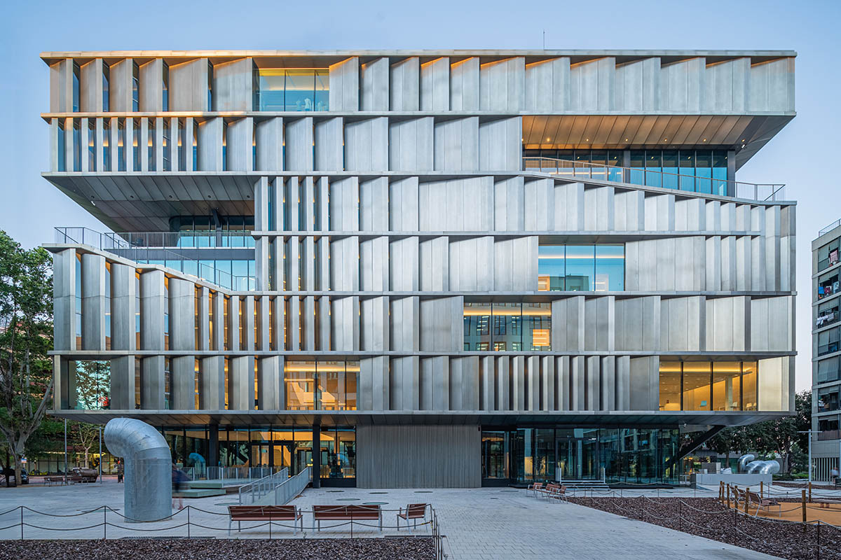 International School Of Design And Visual Arts features a sawtooth facade in Barcelona