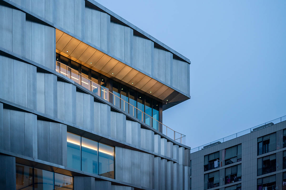 International School Of Design And Visual Arts features a sawtooth facade in Barcelona