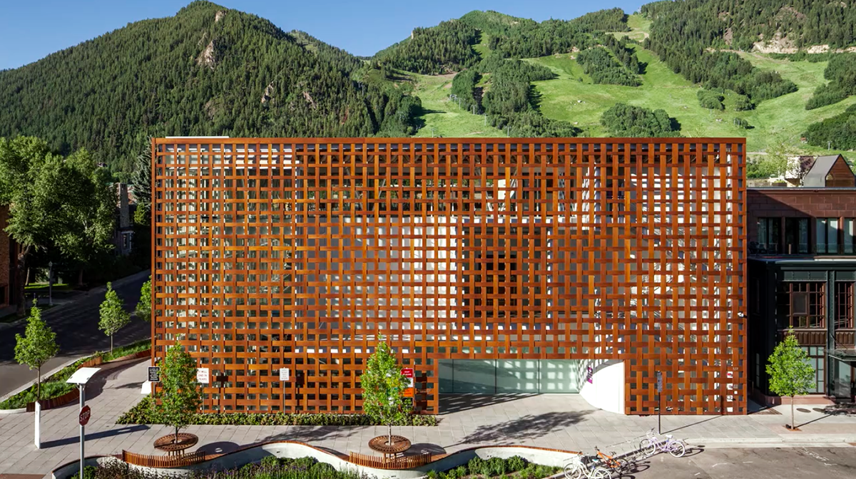 Shigeru Ban wins the 2026 AIA Gold Medal 