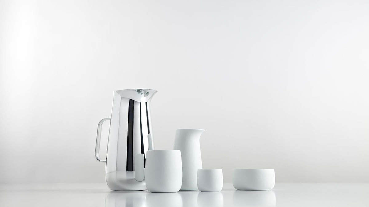 Norman Foster Designs Tableware Set With Soft Geometry And Sculptural Form For Stelton