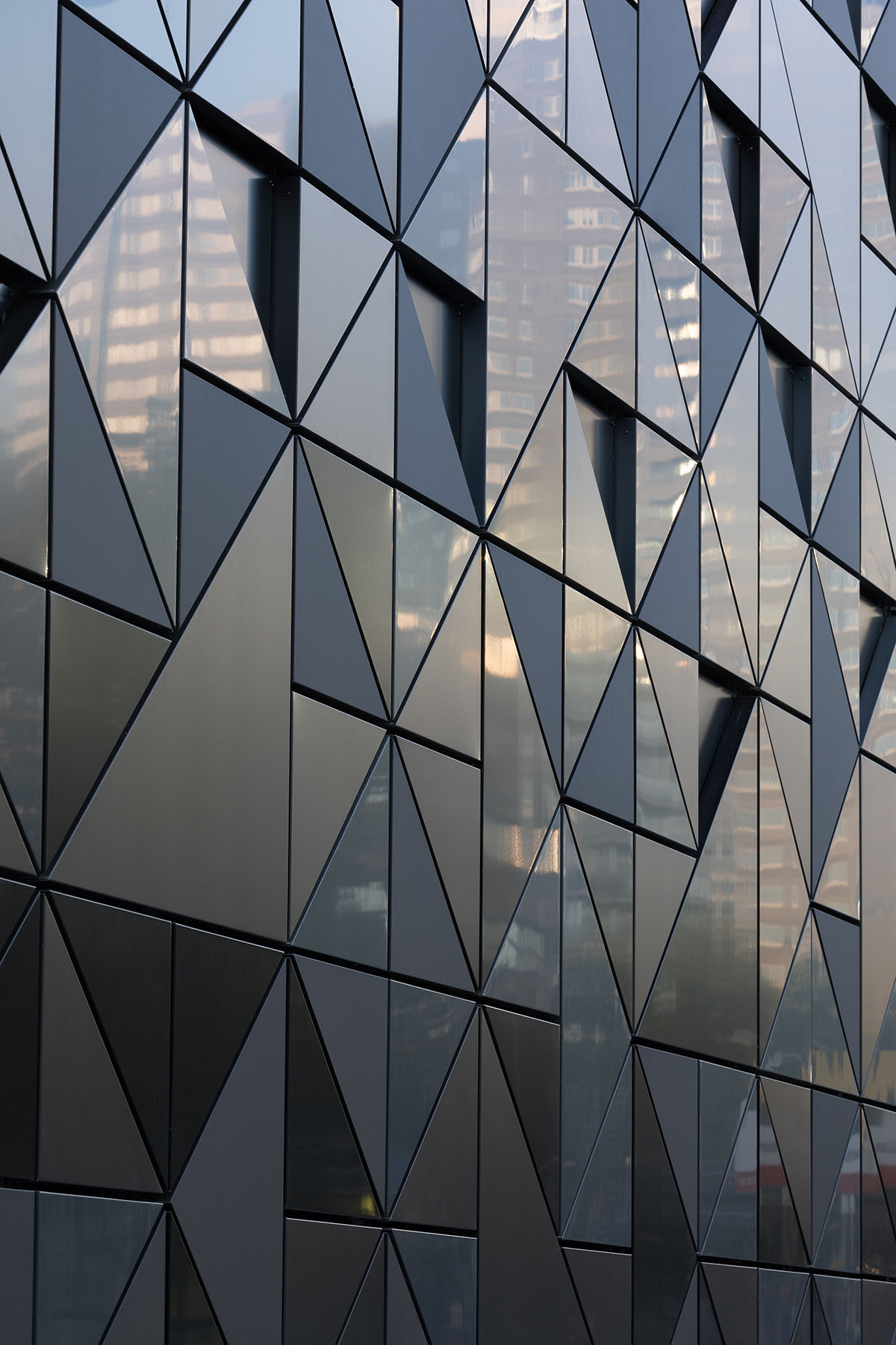 MoederscheimMoonen Architects completes Port Pavilion with black aluminum façade in Rotterdam