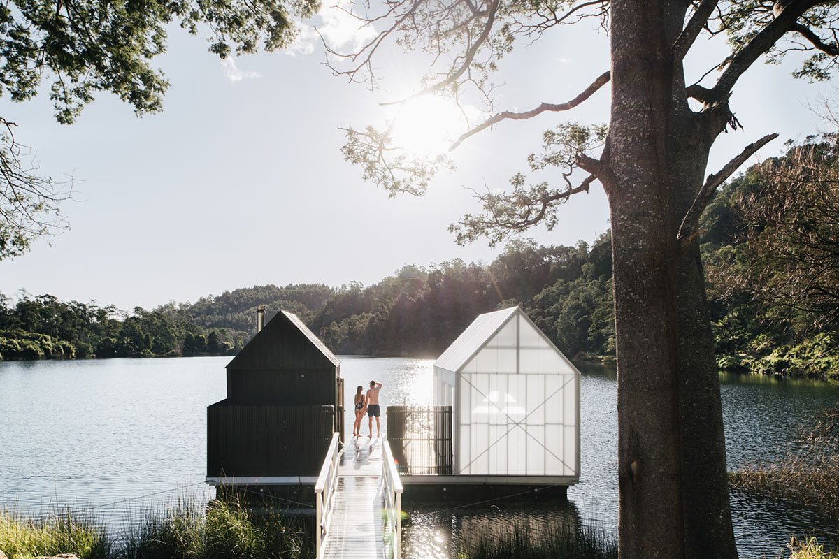 Licht Architecture built a floating sauna with black and white volumes on Tasmanian's Derby Lake