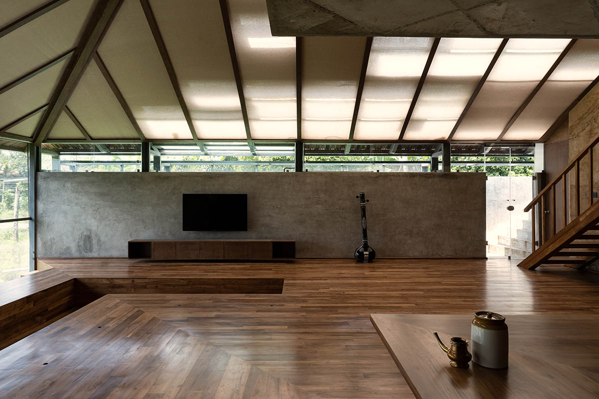 Wallmakers turns Nisarga Art Hub's spacious roof into an open air amphitheatre in Kerala