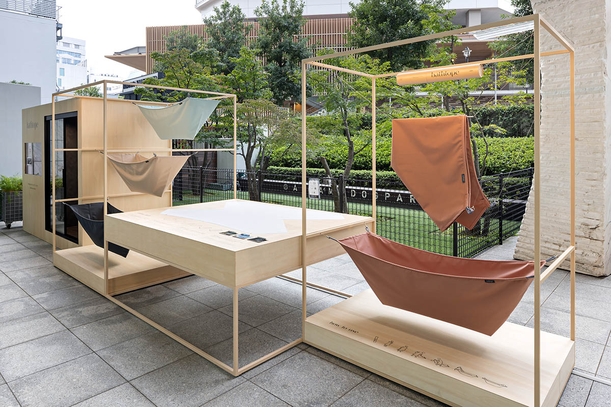 アート・デザイン・音楽 Kagu Design Week 88 さいとうなおき氏デザインの「初音ミク」のデジタルグッズ東急