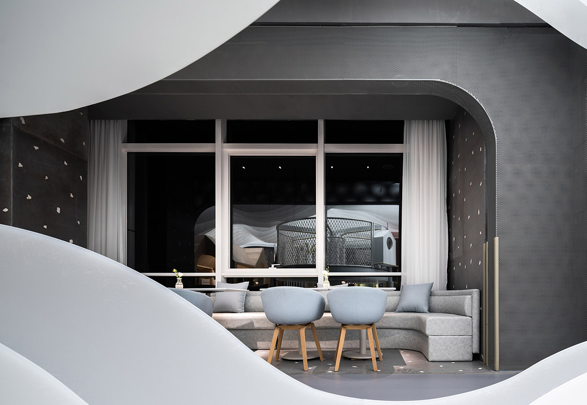 Wutopia Lab combines learning and entertainment fairyland-like kids café in Dalian, China