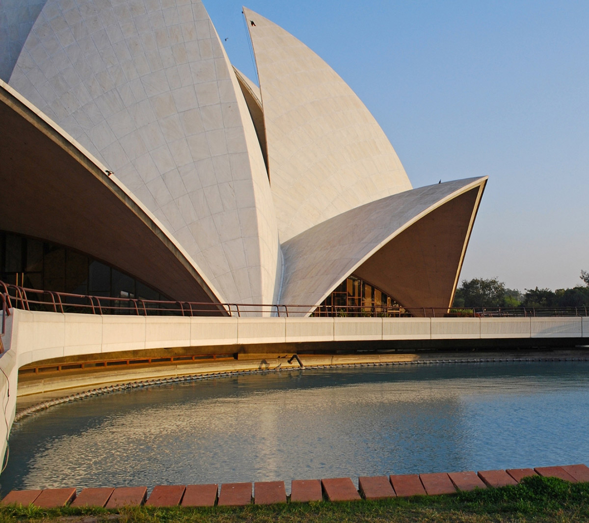 Lotus Temple: A Symbol Of Excellence In Modern Indian Architecture