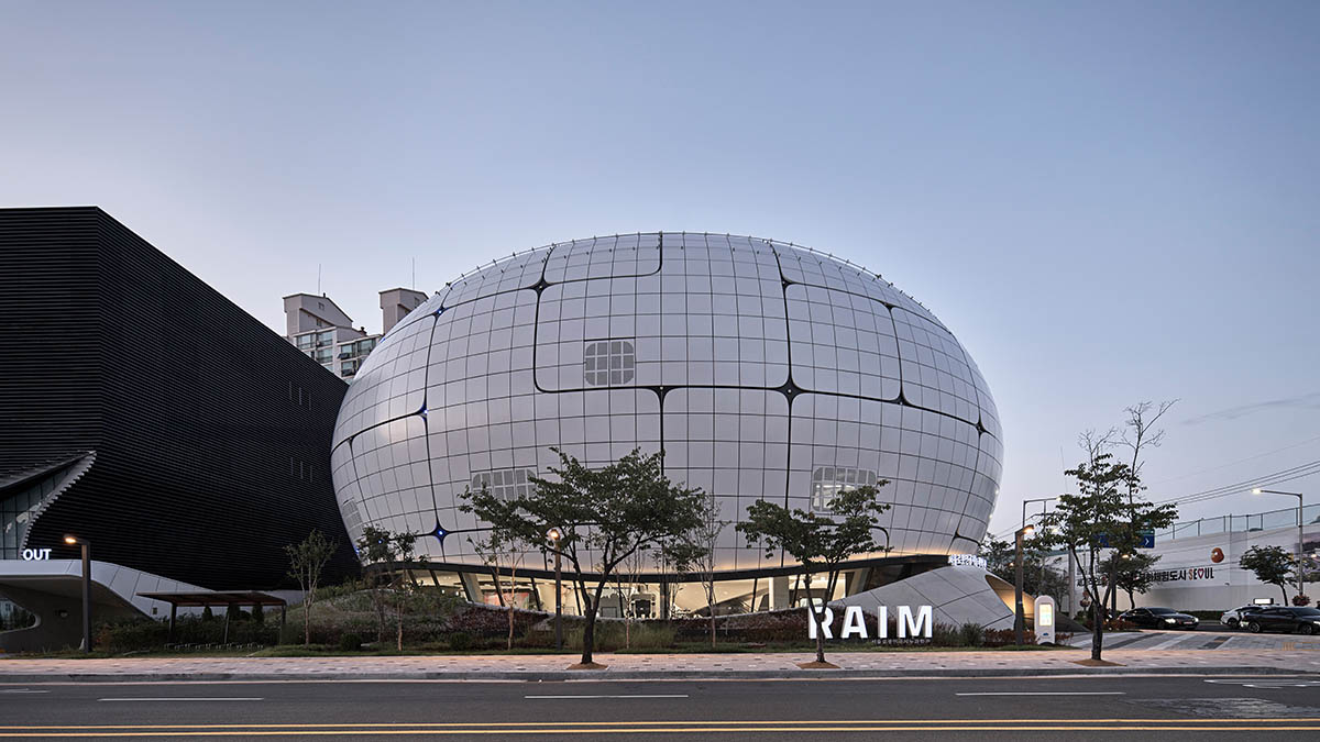 Melike Altınışık Architects completes the world's first pioneer robot & AI museum in Seoul