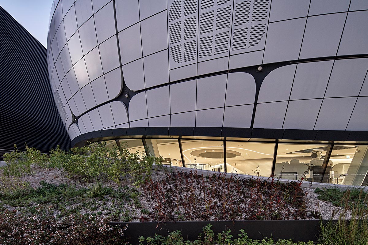 Melike Altınışık Architects completes the world's first pioneer robot & AI museum in Seoul