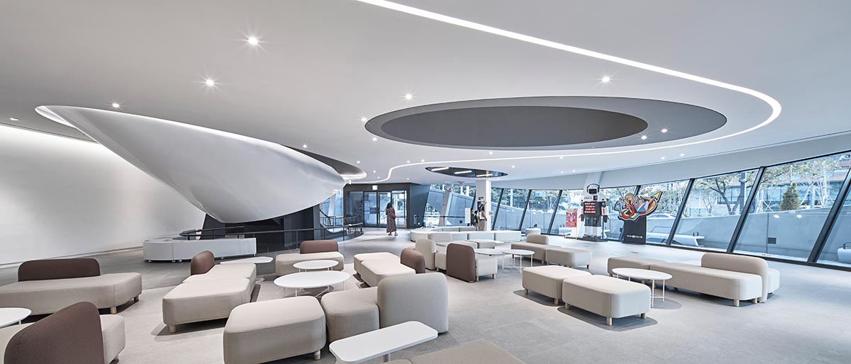 Melike Altınışık Architects completes the world's first pioneer robot & AI museum in Seoul