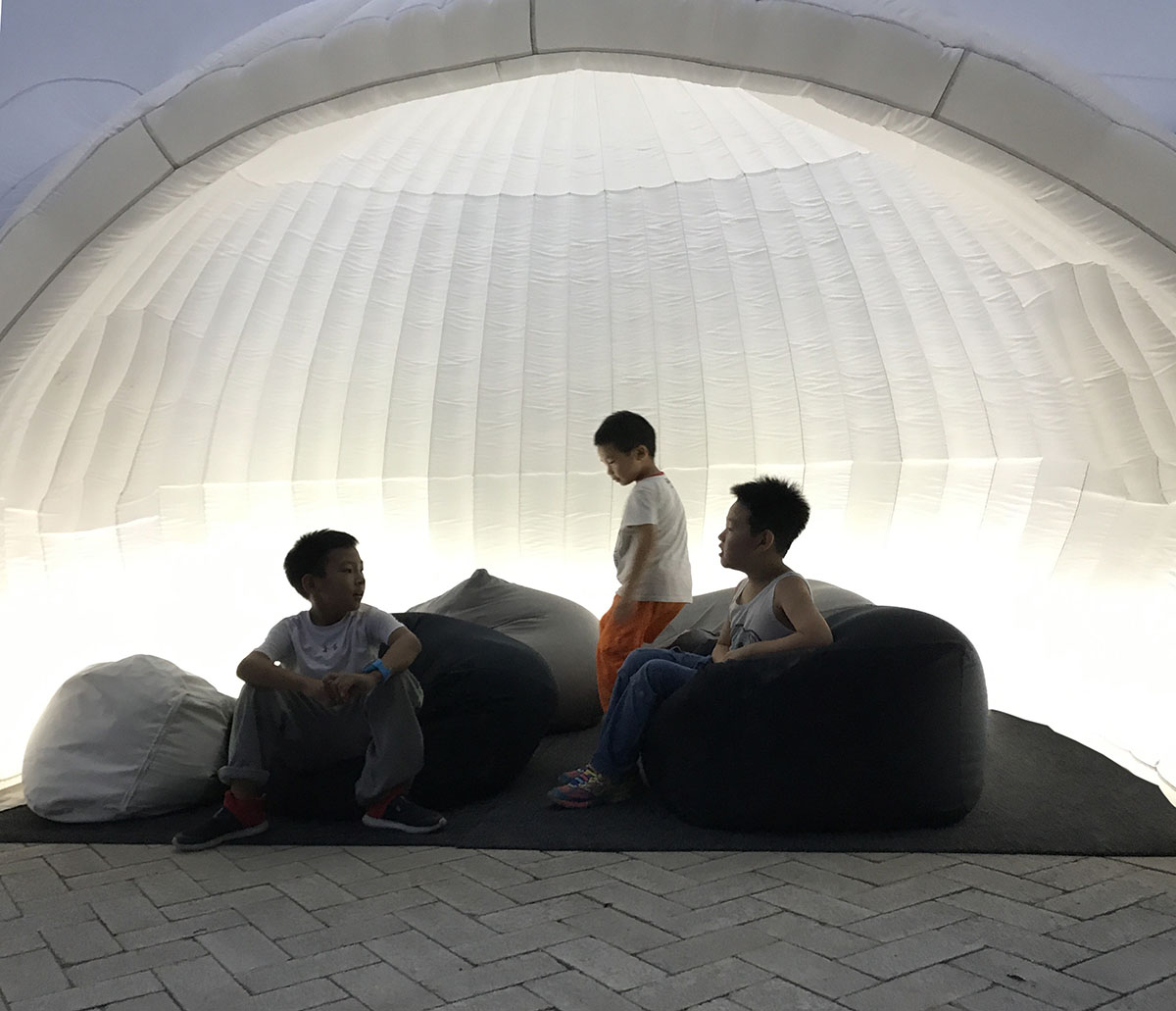 MAD created rabbit-like inflatable pavilion for Beijing Design Week 2017
