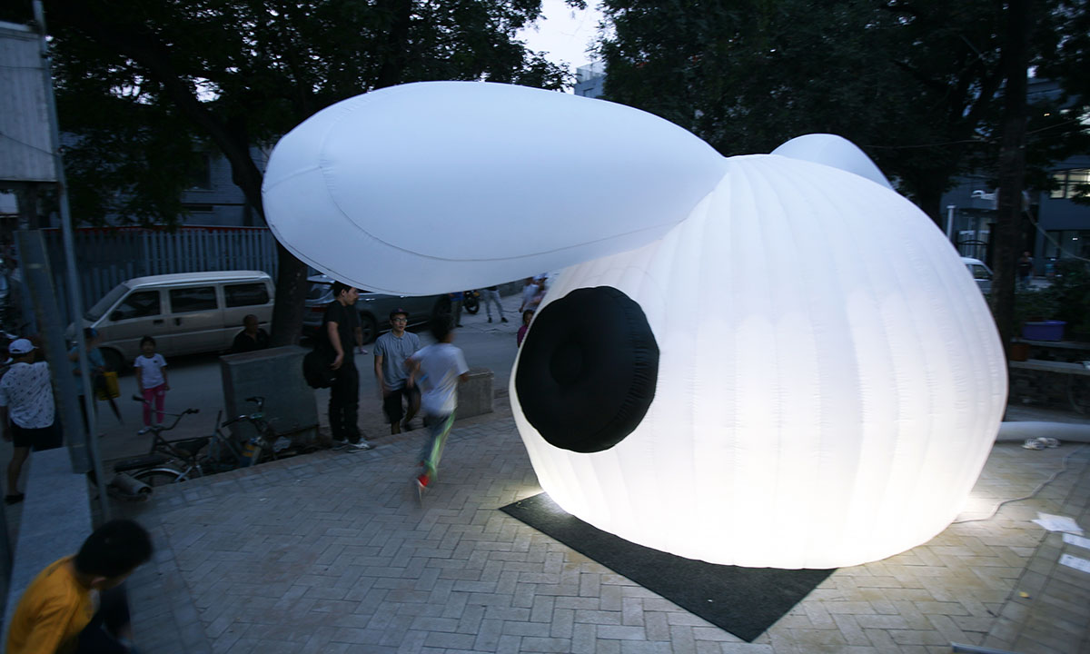 MAD created rabbit-like inflatable pavilion for Beijing Design Week 2017
