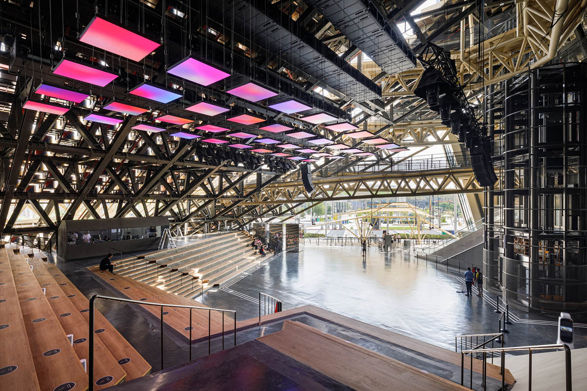 South Korean Pavilion features flying skywalk ramps and dynamic façade at Expo 2020 Dubai 