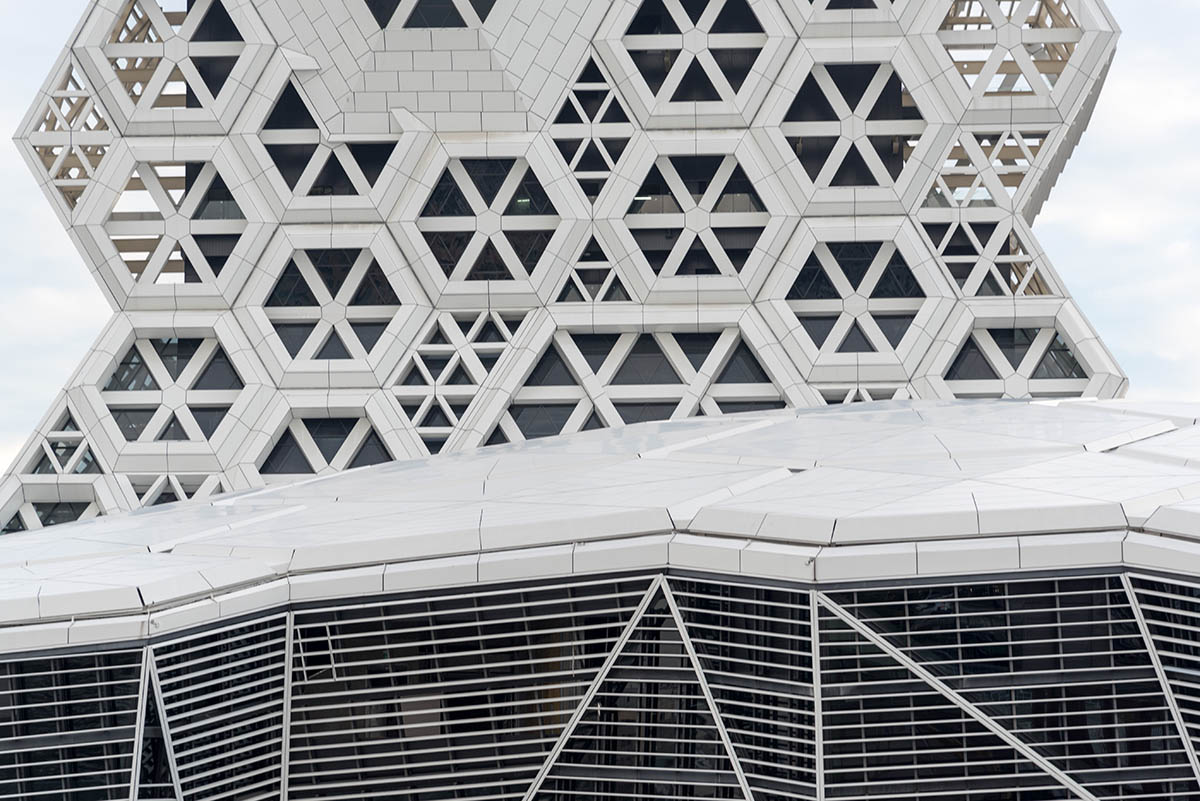 Manuel Monteserín designs pop music center inspired by the seabed in Taiwan