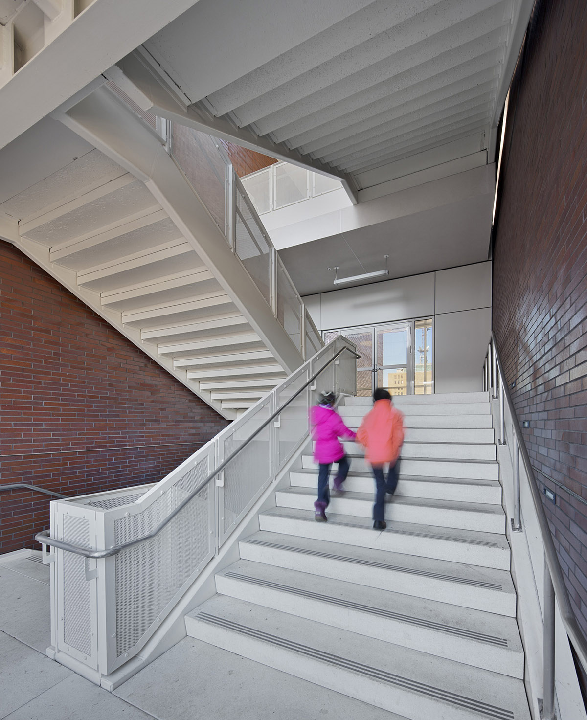 Richard Meier & Partners completes 3 new buildings featuring different façade palette in Newark