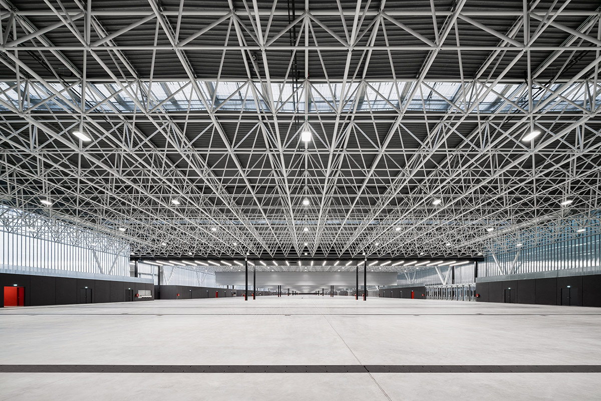 OMA completes MEETT Toulouse Exhibition and Convention Centre in France