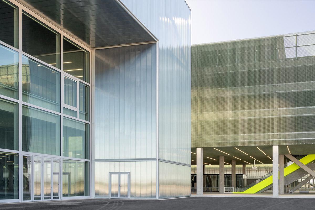 OMA completes MEETT Toulouse Exhibition and Convention Centre in France
