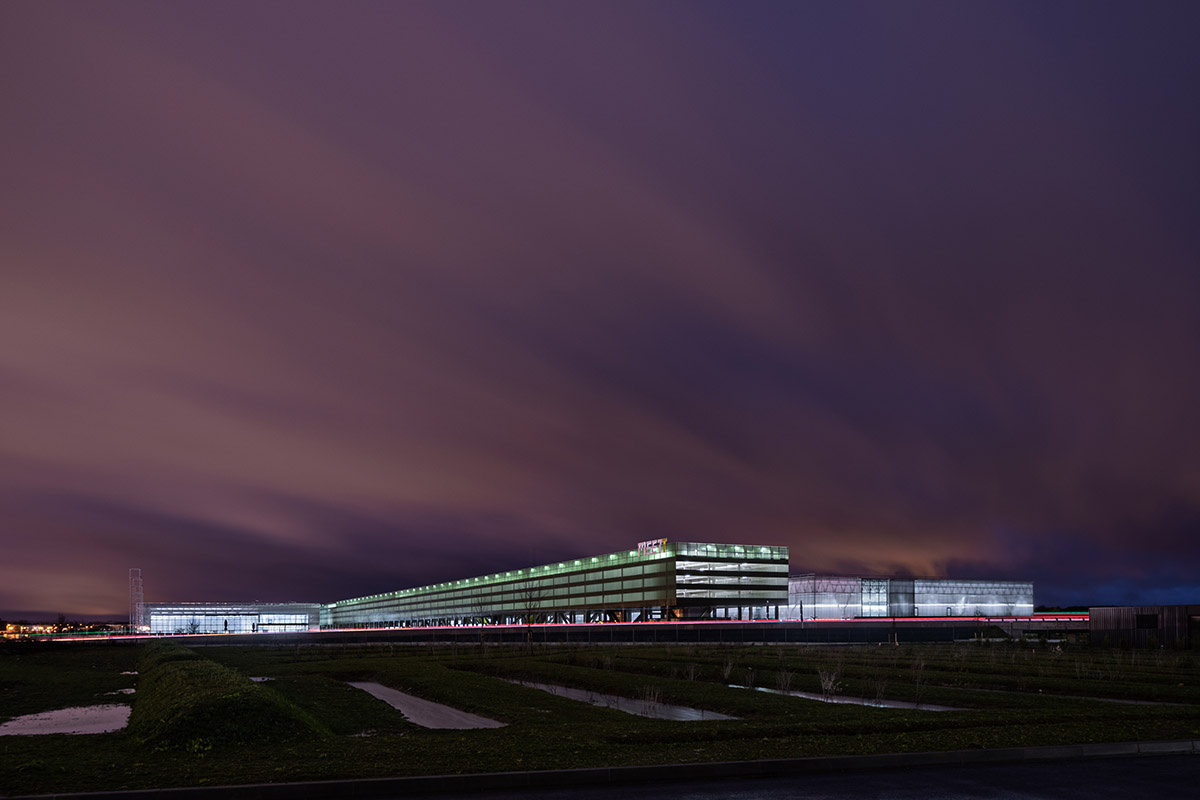 OMA completes MEETT Toulouse Exhibition and Convention Centre in France