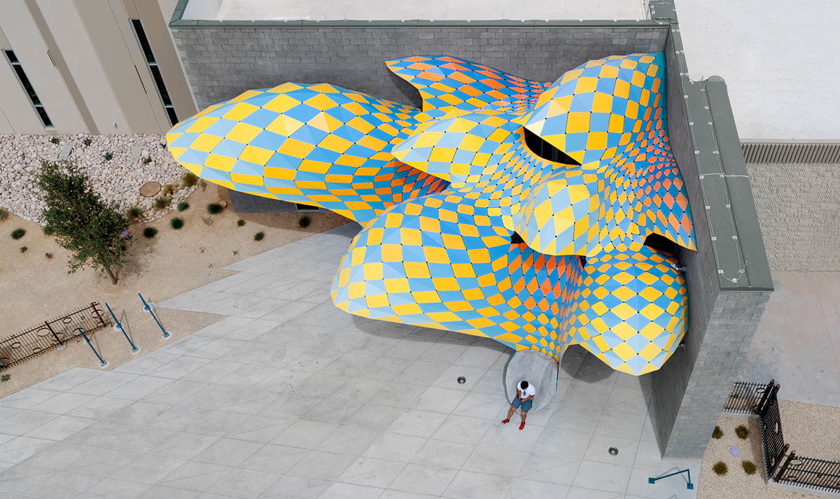 THEVERYMANY adds two-sided sculptural canopy to the entrance of Westside Natatorium in El Paso