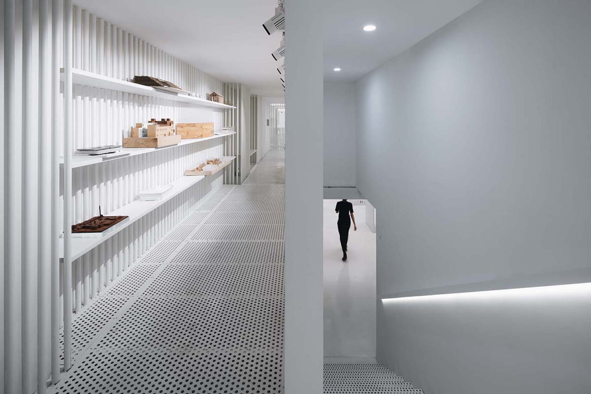 Wutopia Lab designed the first architectural model museum of China with continuous steel pipes