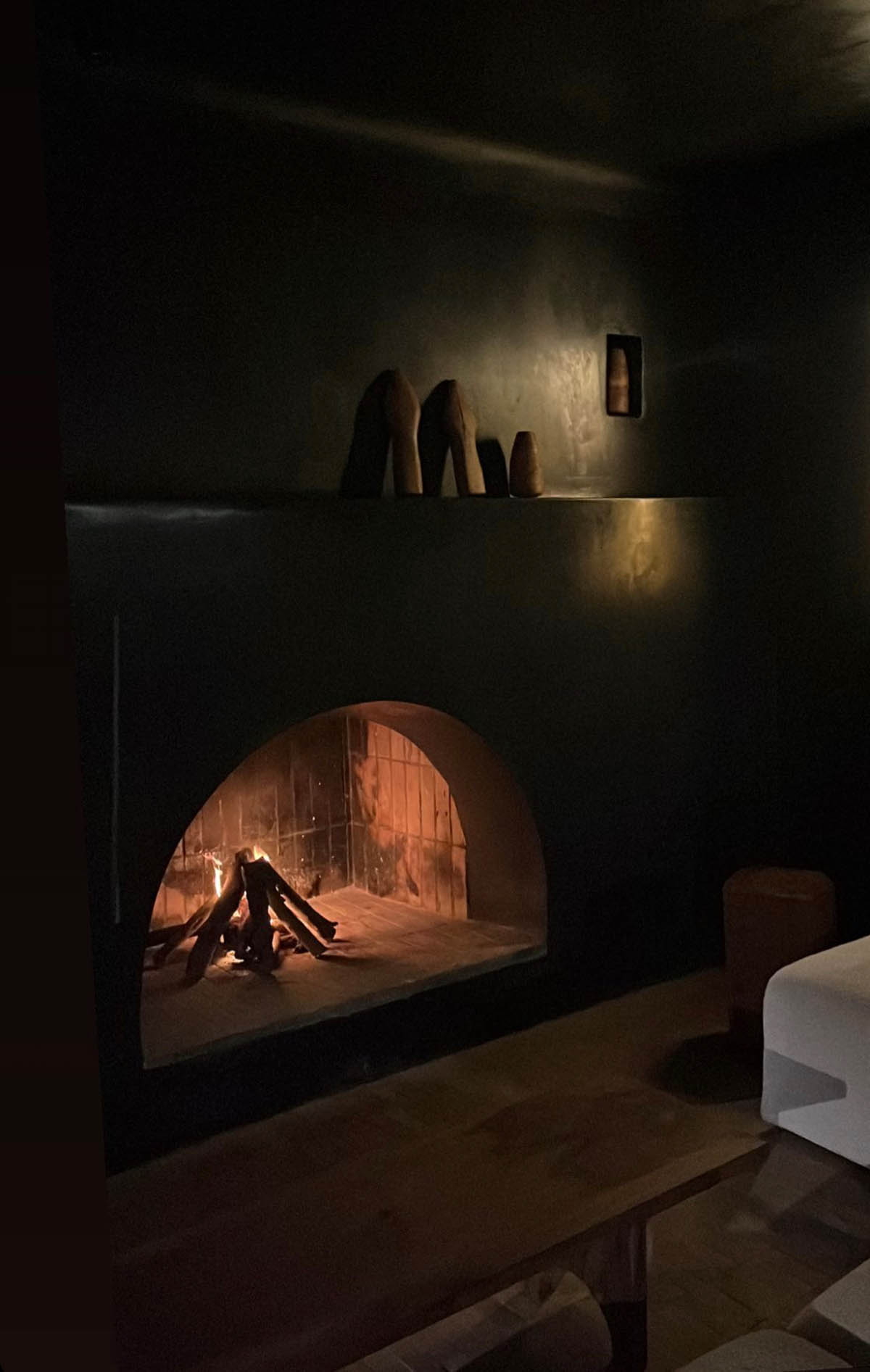 Hotel features recessed windows and earth-clad palette evoking rich artisanal heritage of Morocco 