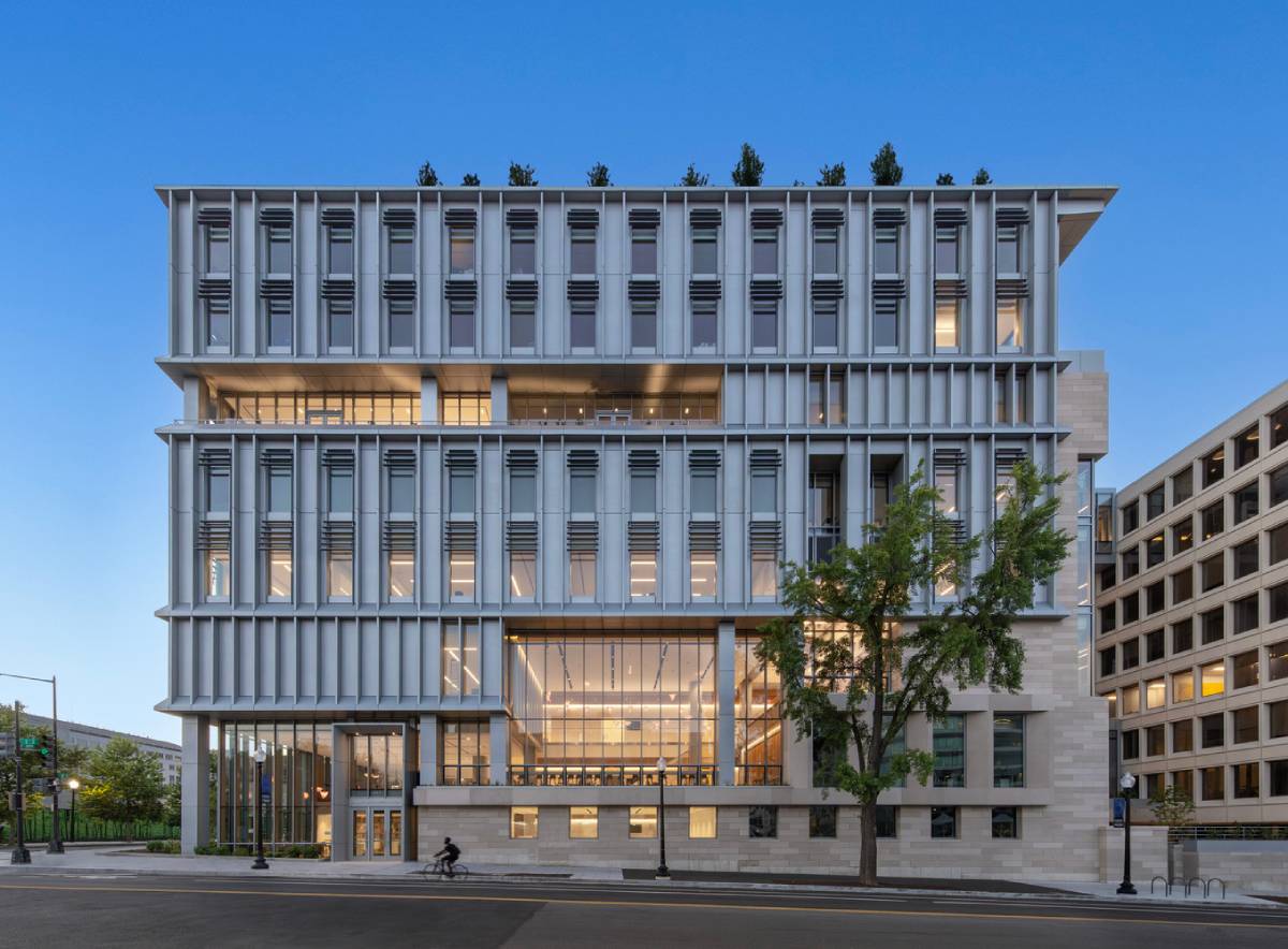 Robert A.M. Stern Architects completes new School of Public Policy at Georgetown University
