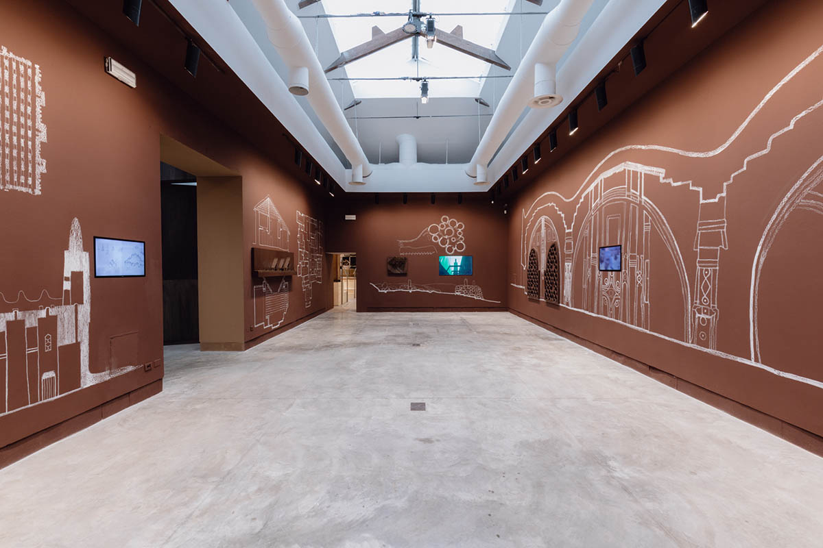 atelier masōmī explores the essence of knowledge and process with large-scale drawings in Venice 