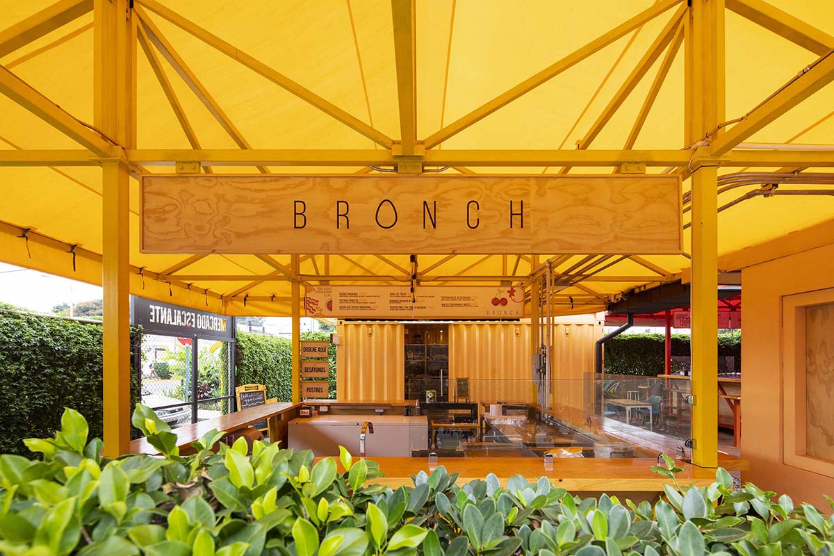 Gussa's colourful Escalante Marketplace presents a joyful public space in San Jos&eacute;