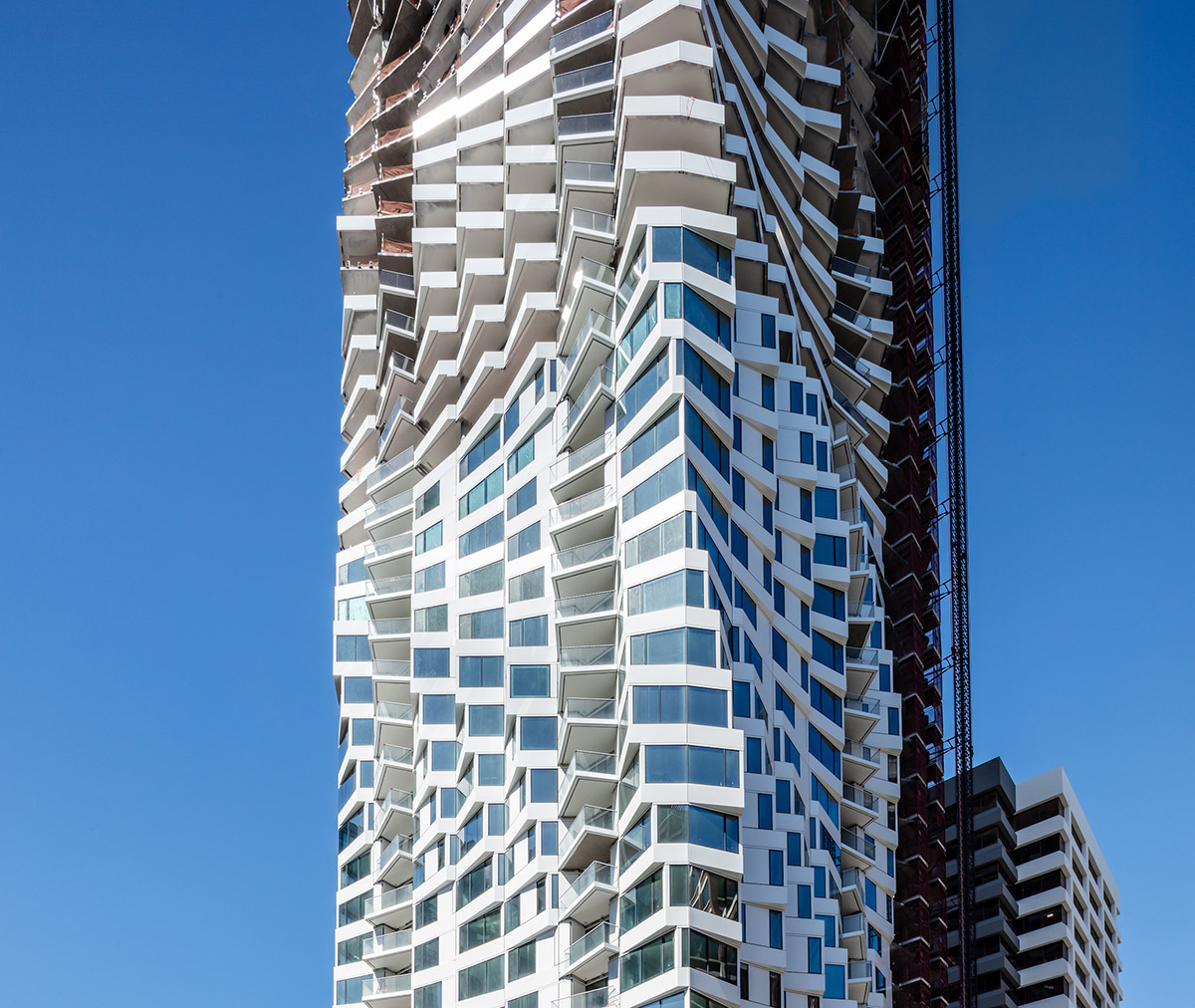 Studio Gang's Mira Tower tops out in San Francisco’s growing Transbay neighborhood