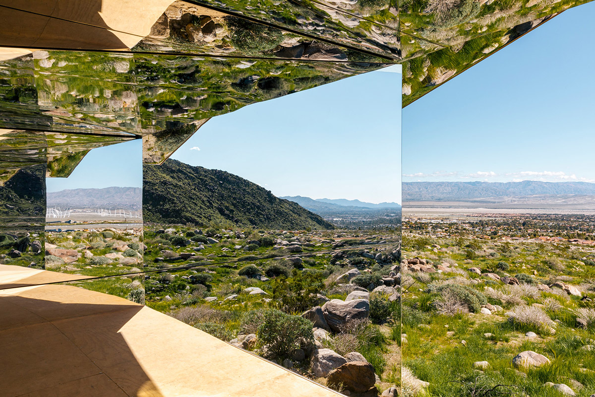 American artist Doug Aitken installs fully-mirrored cabin in the Southern California desert