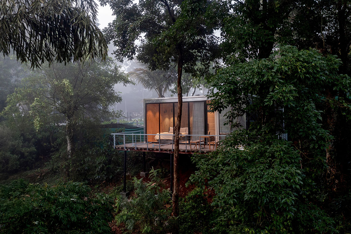 Okno Modhomes completes a serene sanctuary with a mirrored façade in Karnataka