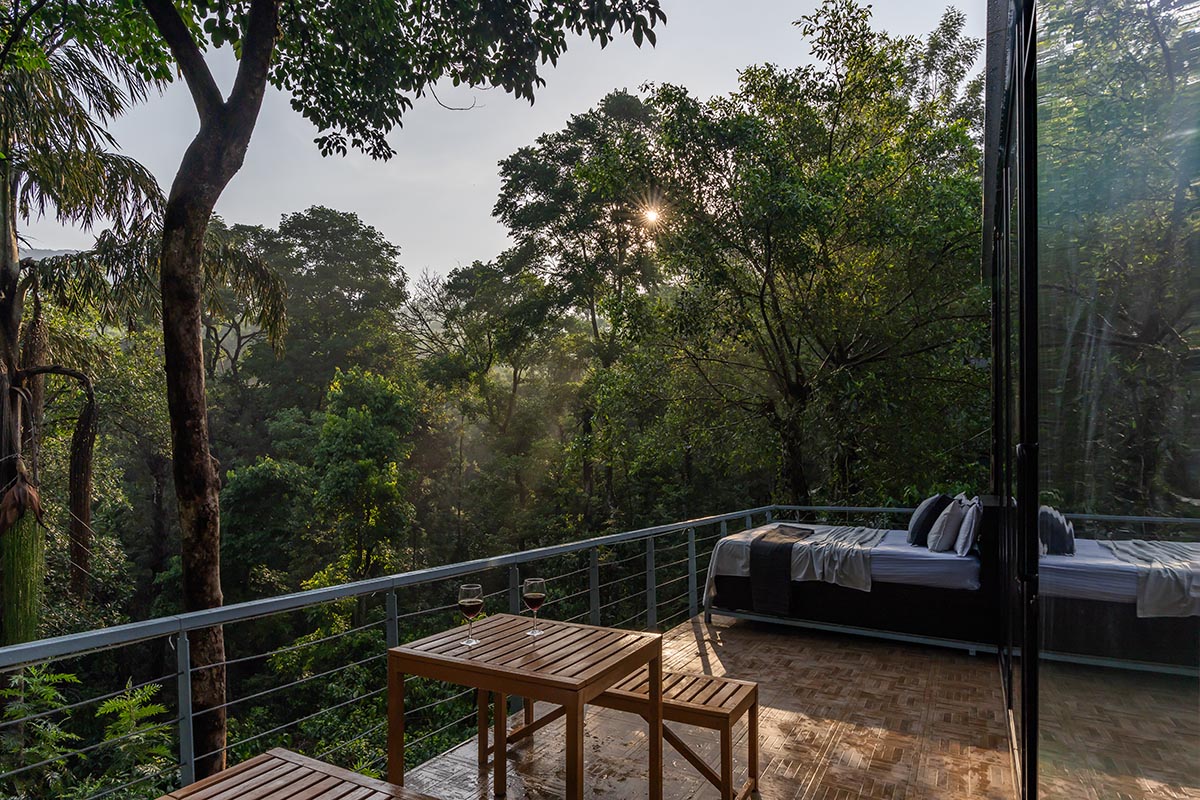 Okno Modhomes completes a serene sanctuary with a mirrored façade in Karnataka