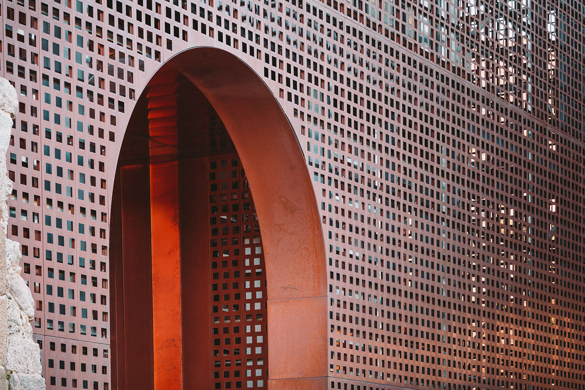 Amelia Tavella Architectes extends historic convent with copper structure in France