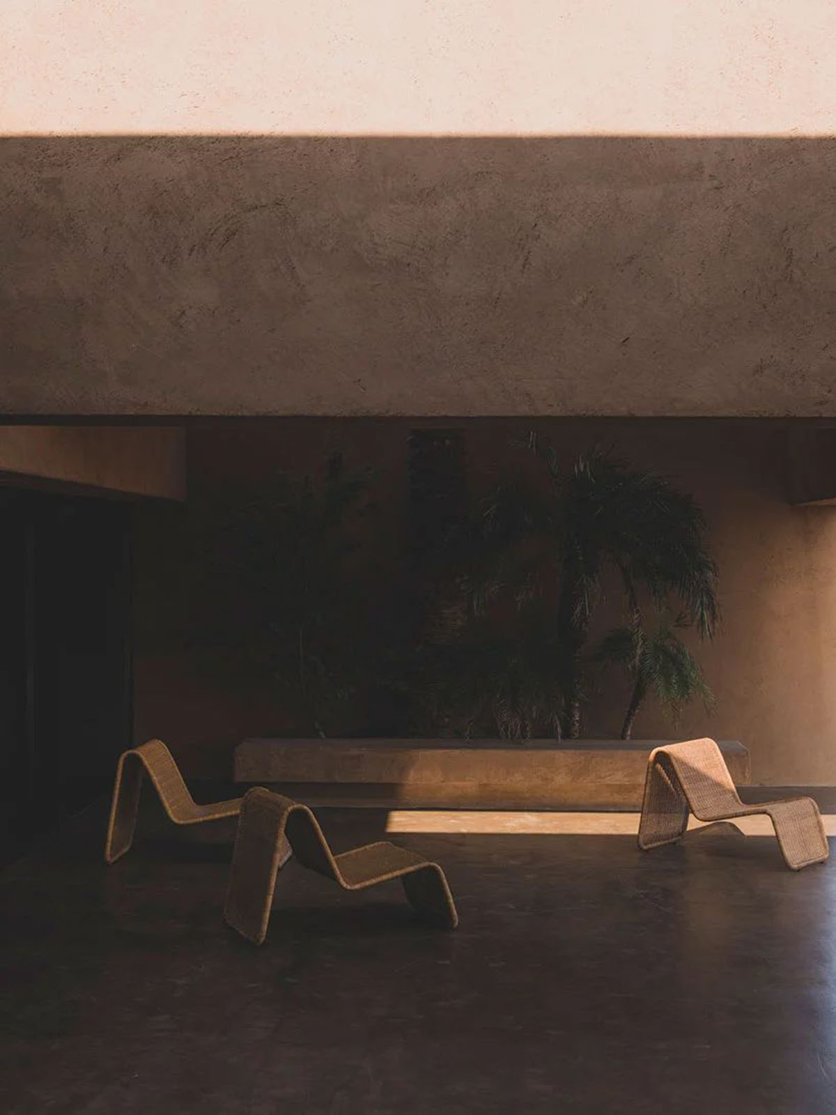 MORQ built Villa RA as the continuation of Calabria's rural landscape in Italy