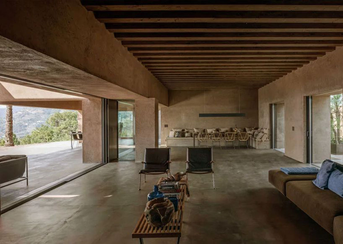 MORQ built Villa RA as the continuation of Calabria's rural landscape in Italy