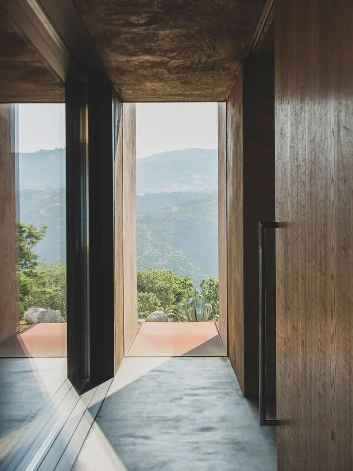 MORQ built Villa RA as the continuation of Calabria's rural landscape in Italy