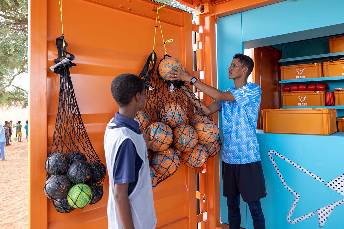MVRDV turns old shipping container into a clubhouse for refugees